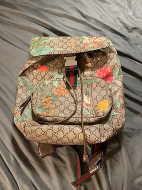 Gucci 405019 GG logo PVC Supreme flower printing canvas backpack